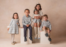 Cargar imagen en el visor de la galería, Vestido tejido Vail - 3, 6 y 18 m últimas piezas
