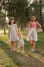 Cargar imagen en el visor de la galería, Vestido tejido Peonia - 3 años
